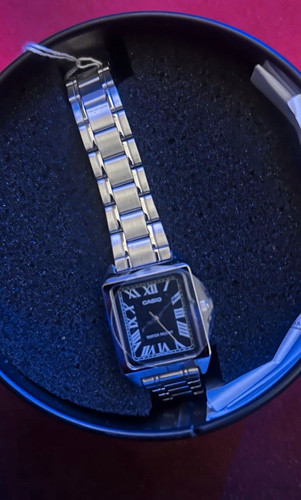 Casio timeless woman - casio,